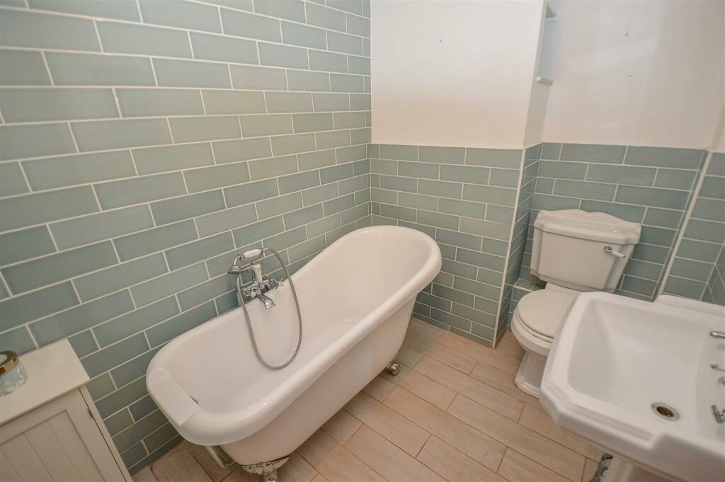 Additional image 9 of Middle Road, Ingrave, Brentwood