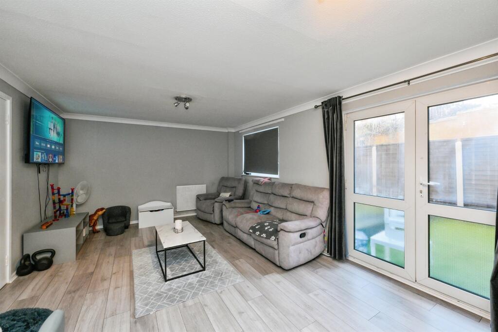 Additional image 4 of Mercers, Harlow