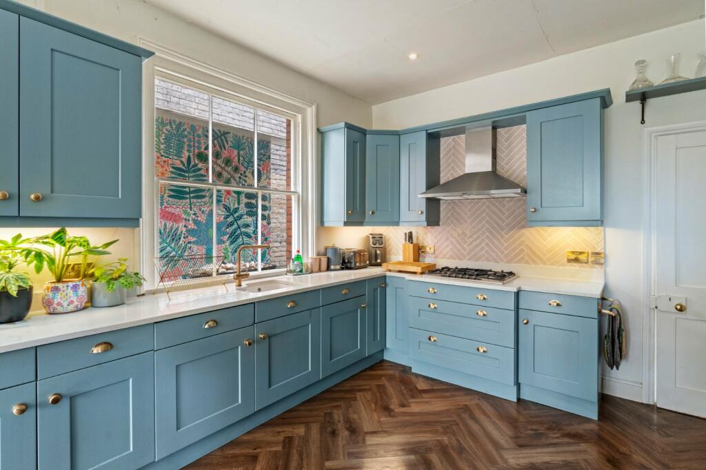 Additional image 13 of Wellesley Road, Lexden, Essex, CO3