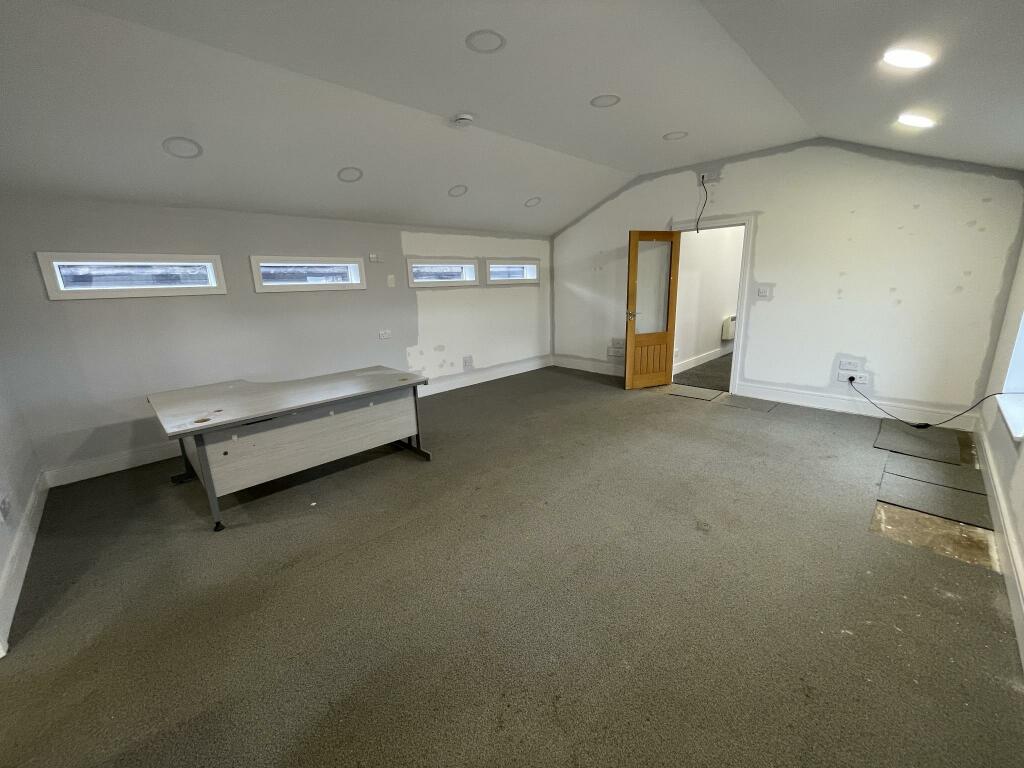 Additional image 10 of Ongar