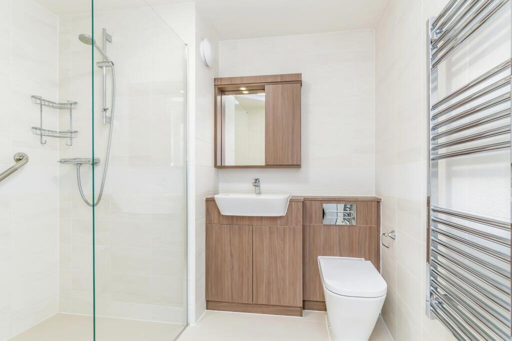 Additional image 3 of Addington Road, South Croydon, CR2