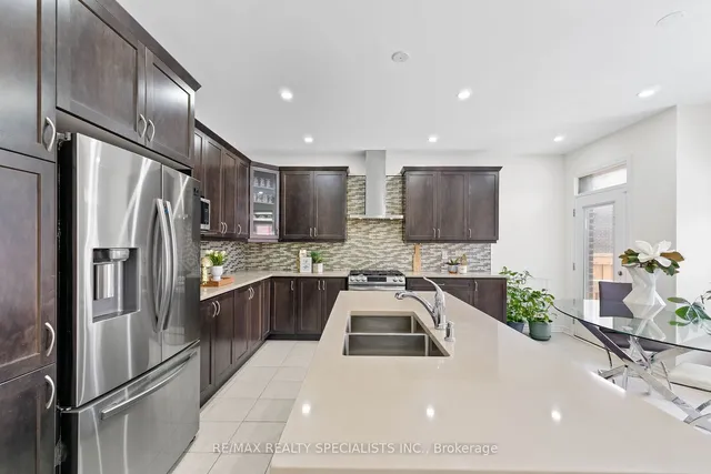 Additional image 12 of 409 Edenbrook Hill Dr