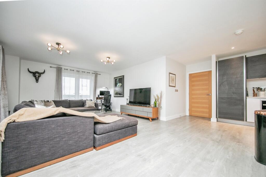 Additional image 8 of Clarendon Way, Colchester