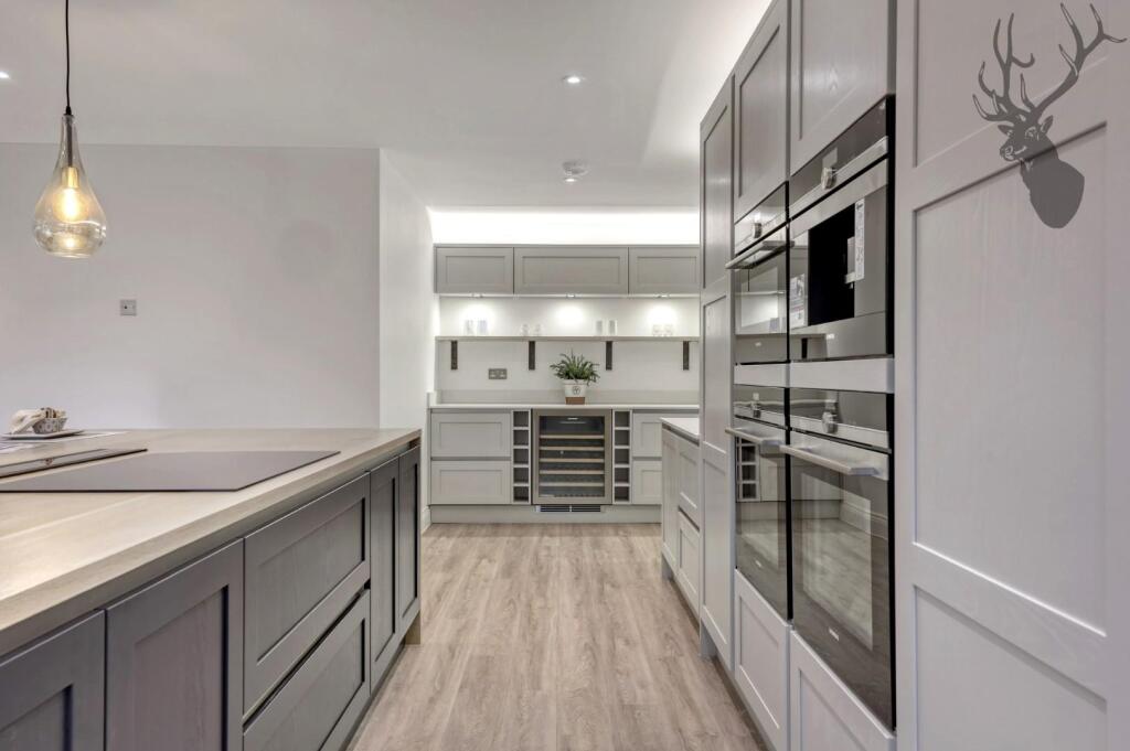 Additional image 42 of Lessington Barn, Theydon Mount