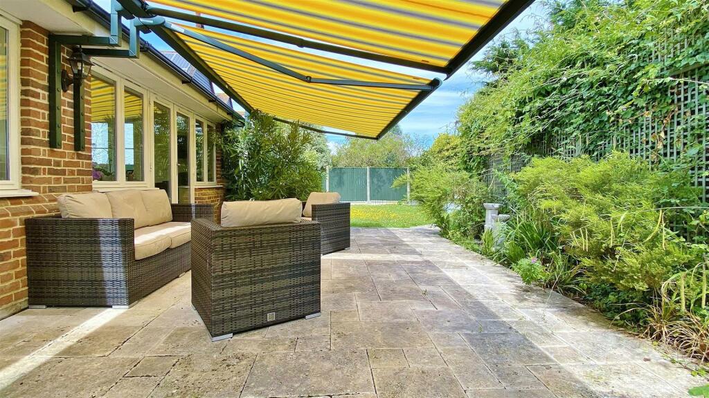 Additional image 35 of Third Avenue, Frinton-On-Sea