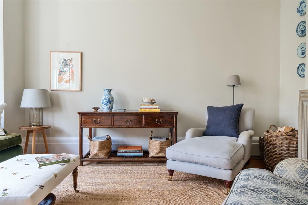 Additional image 34 of How Lane, Chipstead