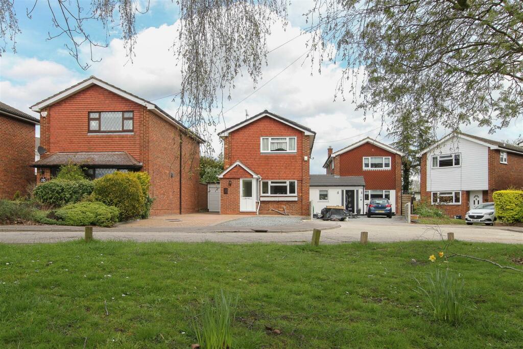 Additional image 26 of Kiln Field, Hook End, Brentwood