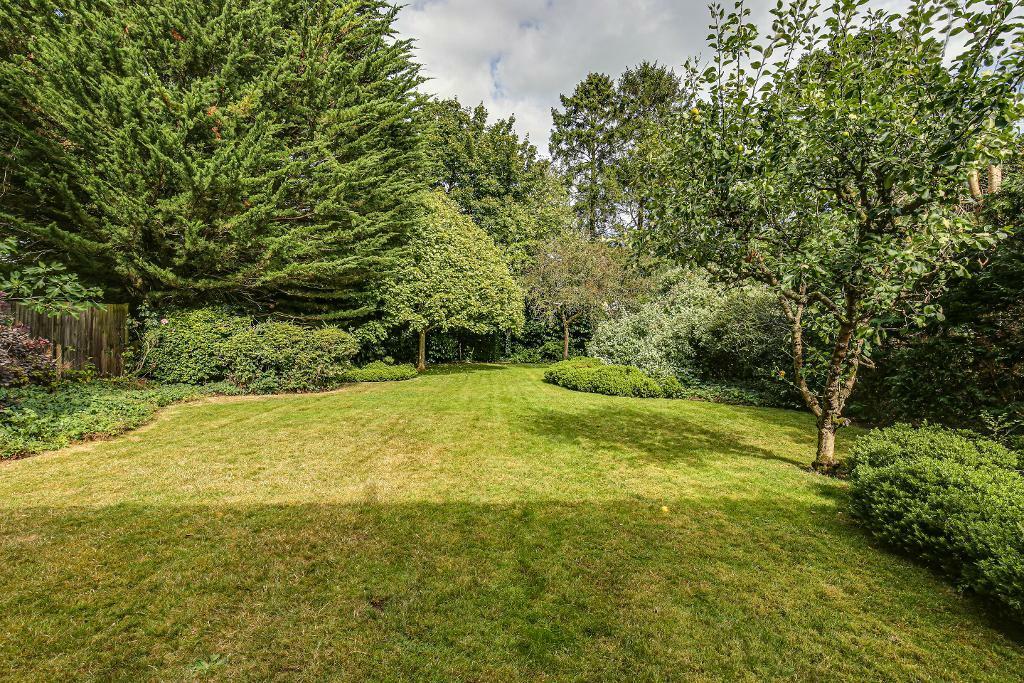 Additional image 28 of Landscape Road, Warlingham, Surrey, CR6 9JB