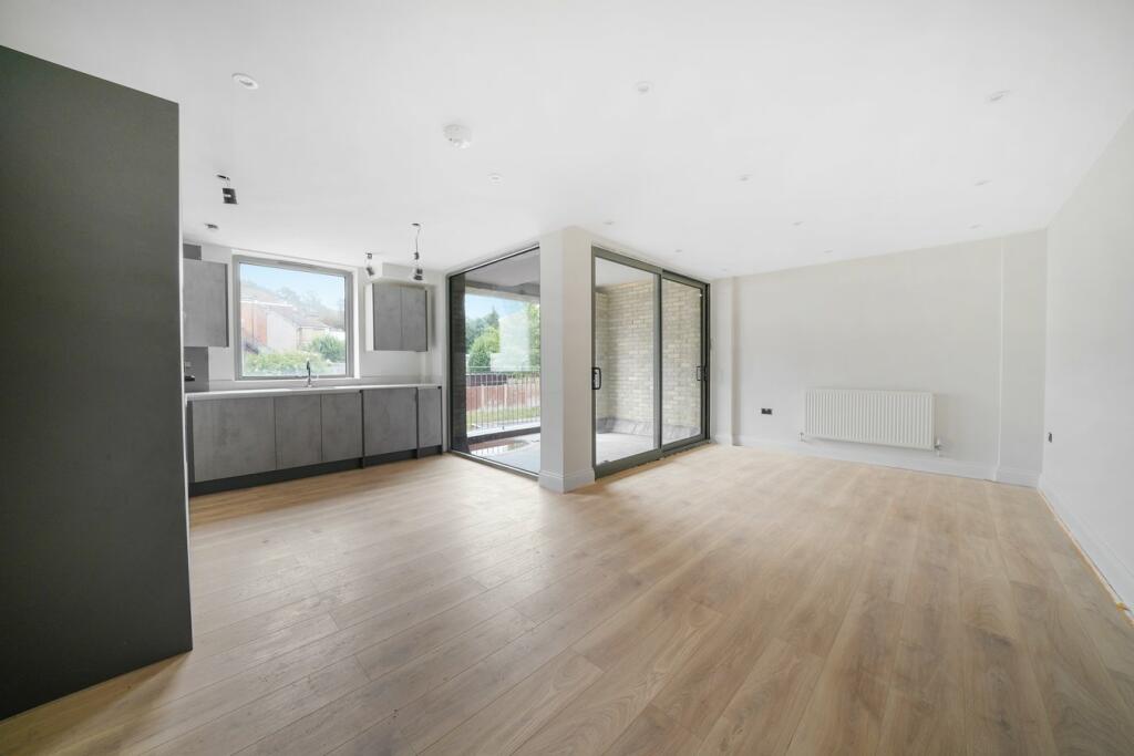 Additional image 15 of Selsdon Road, South Croydon, CR2