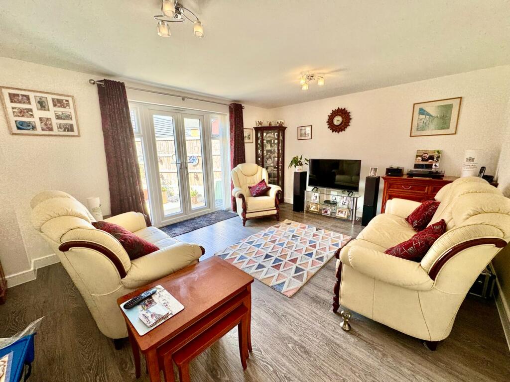 Additional image 2 of Skippers Way, Walton on the Naze, CO14