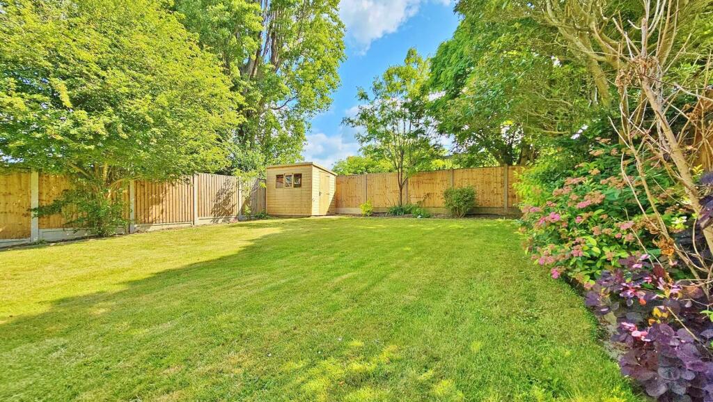 Additional image 30 of First Avenue, Walton On The Naze