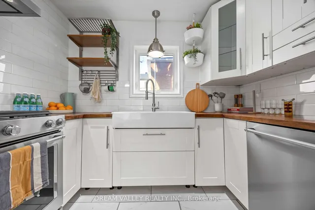 Additional image 21 of 74 Rosemount Dr