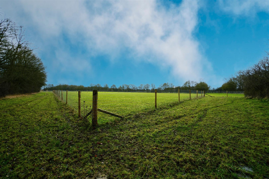 Additional image 12 of Felsted, Dunmow