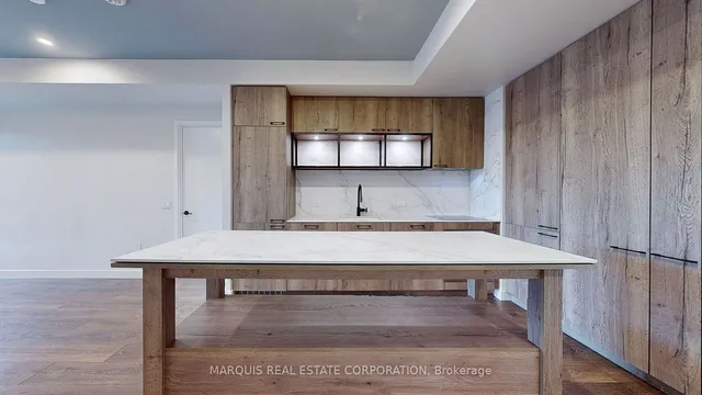 Additional image 7 of 505 Richmond St Unit 1222