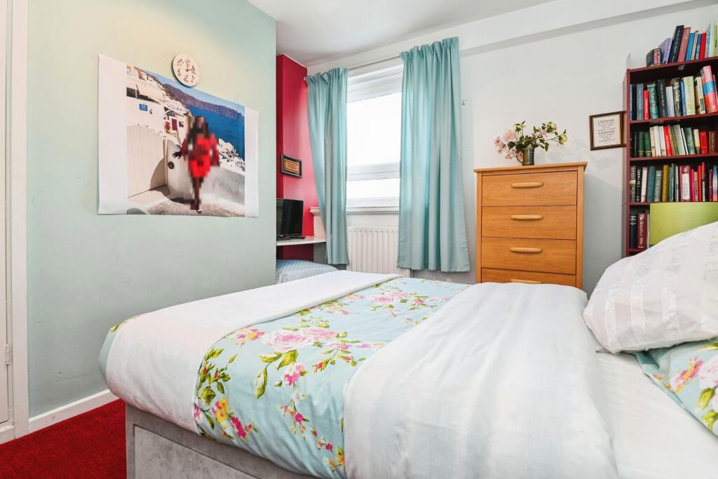 Additional image 12 of The Esplanade, Frinton-on-Sea, Essex, CO13