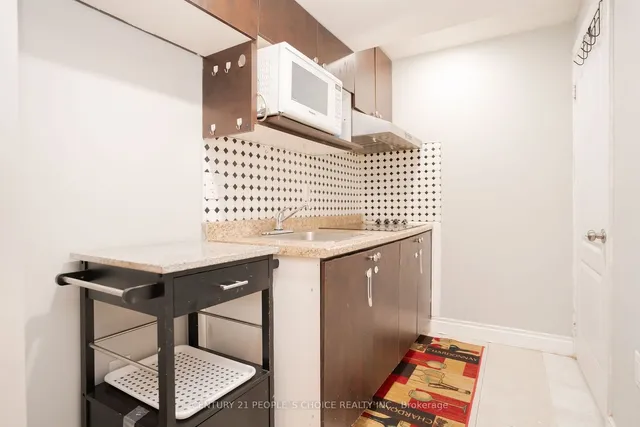 Additional image 36 of 10 Clenston Rd