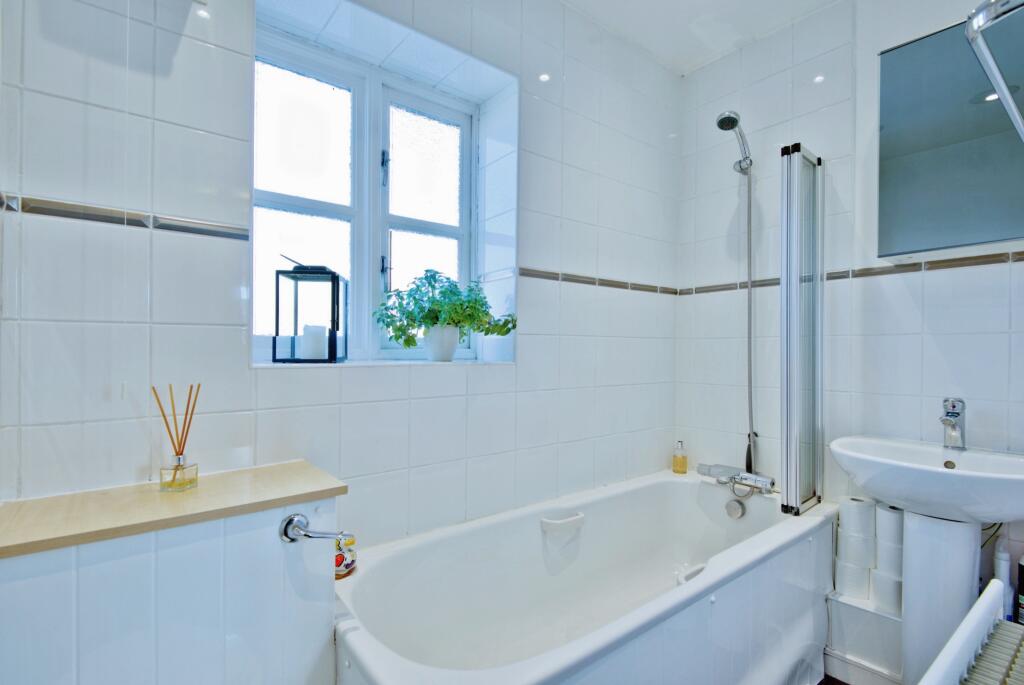 Additional image 13 of Hart Street, Brentwood, Essex, CM14