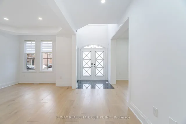 Additional image 3 of 17 Wonder Way