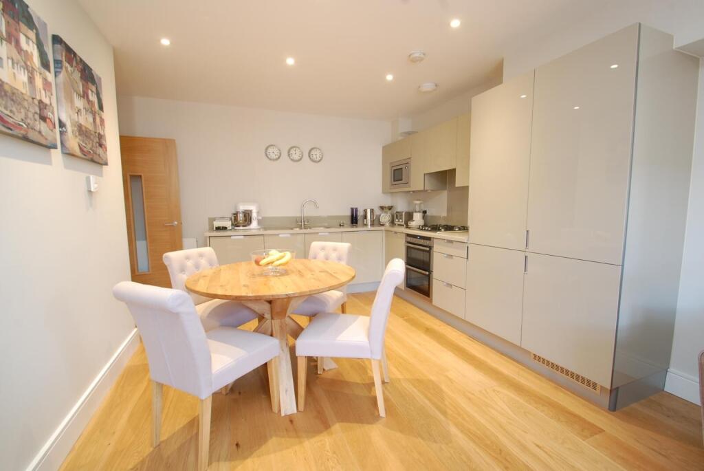 Additional image 4 of The Galleries, Warley, CM14