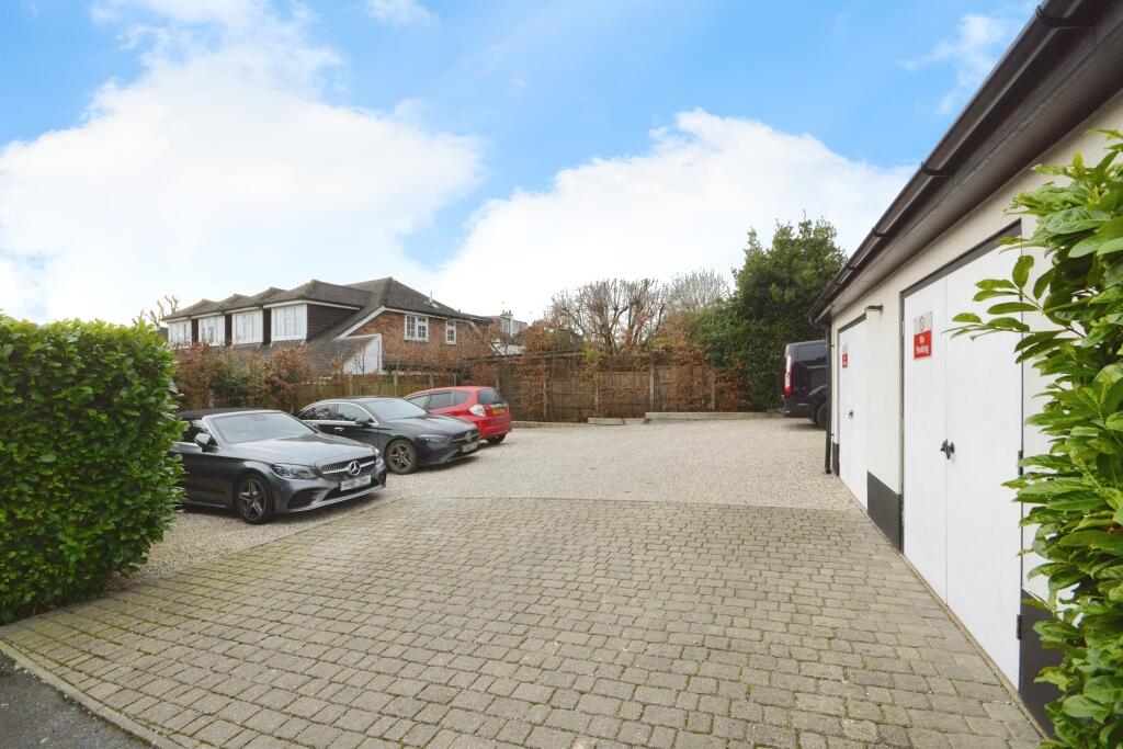 Additional image 15 of Westbury Road, Brentwood