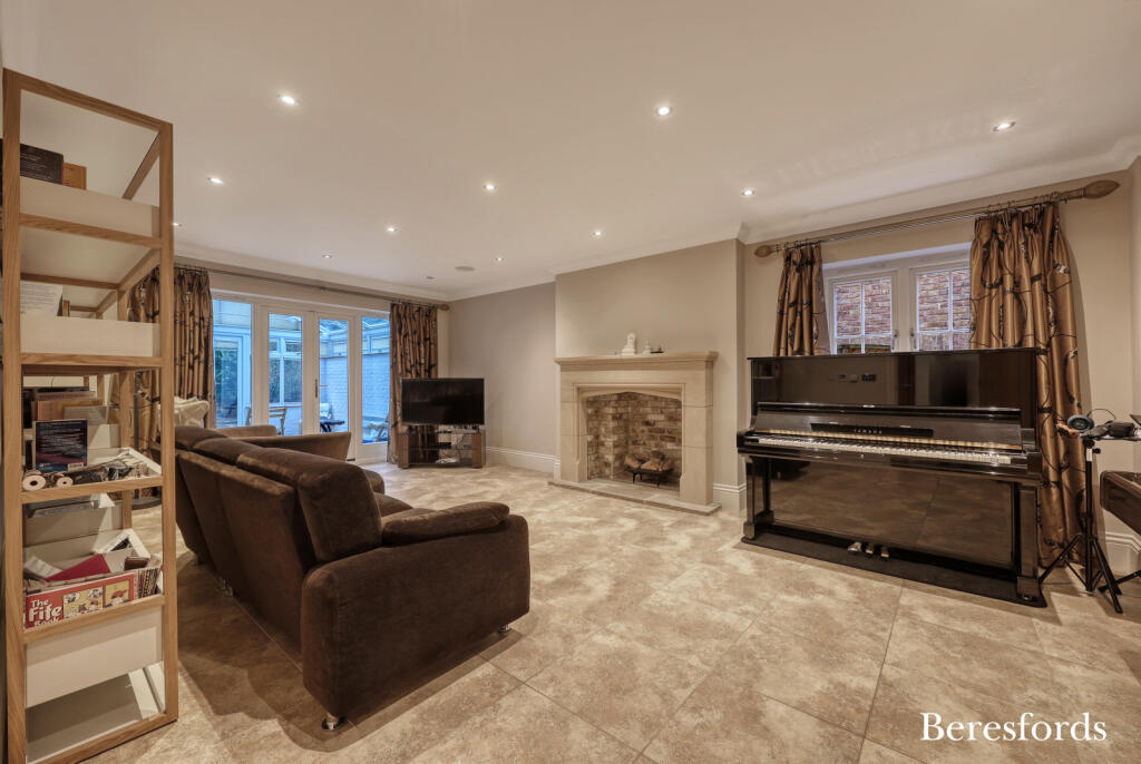 Additional image 51 of Worrin Place, Shenfield, CM15