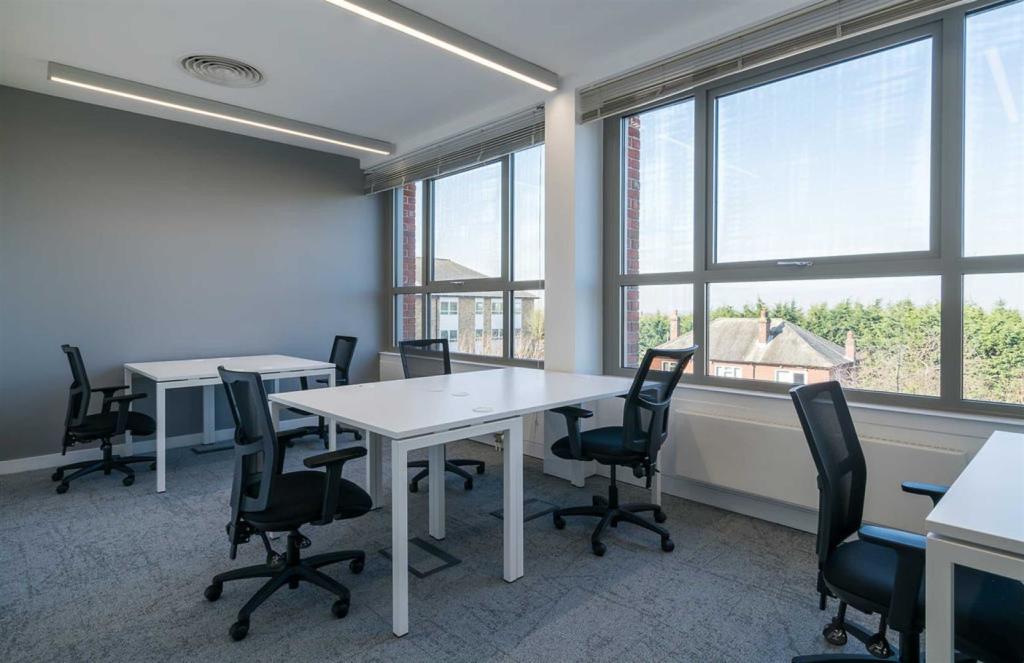 Additional image 3 of High Street, Epping