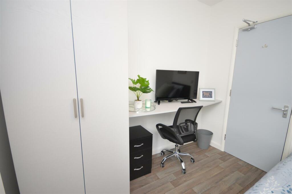 Additional image 2 of Liverpool Road, Neston, Neston