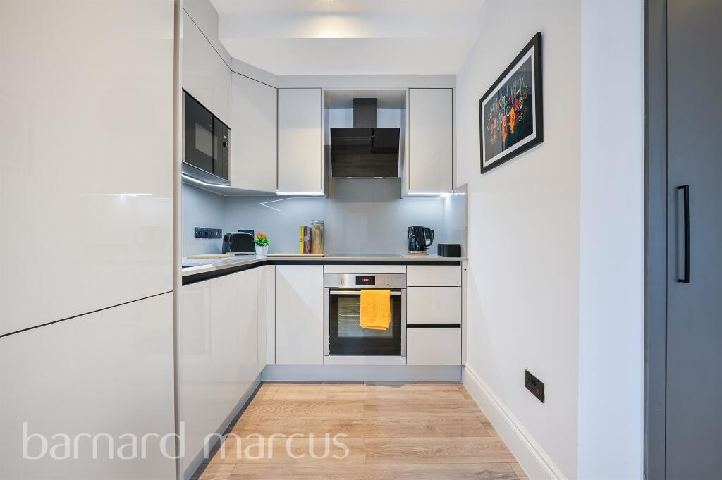 Additional image 10 of Elmhurst Avenue, Mitcham