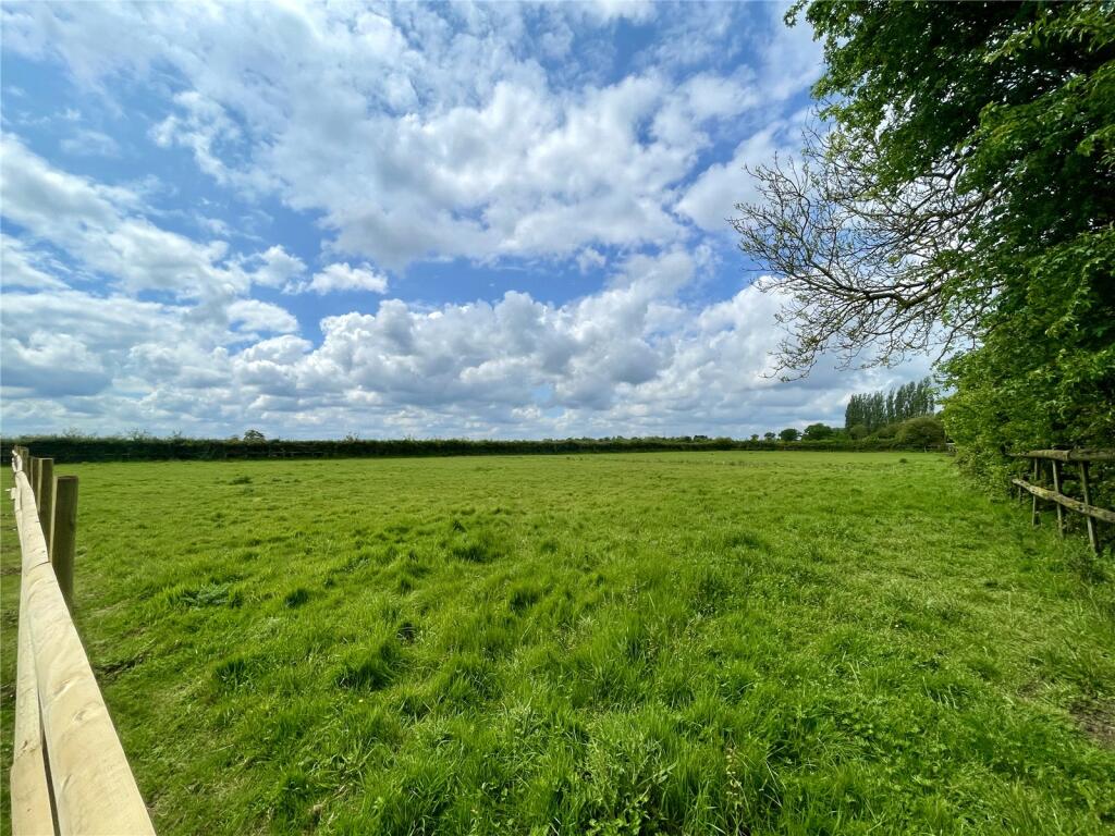 Additional image 8 of Threshers Bush, Harlow, Essex, CM17