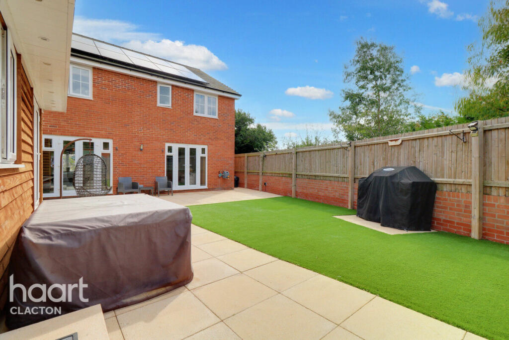 Additional image 21 of Skippers Way, Walton On The Naze