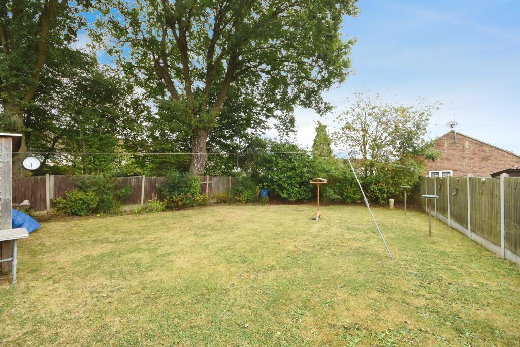 Additional image 9 of Danes Way, Pilgrims Hatch, Brentwood