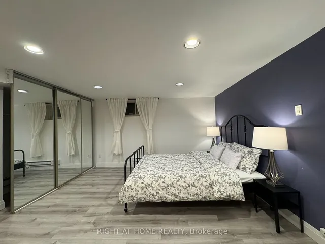 Primary image of 1196 Avenue Rd