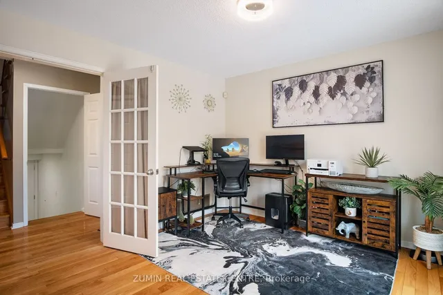 Additional image 33 of 77 Bordeaux Crct