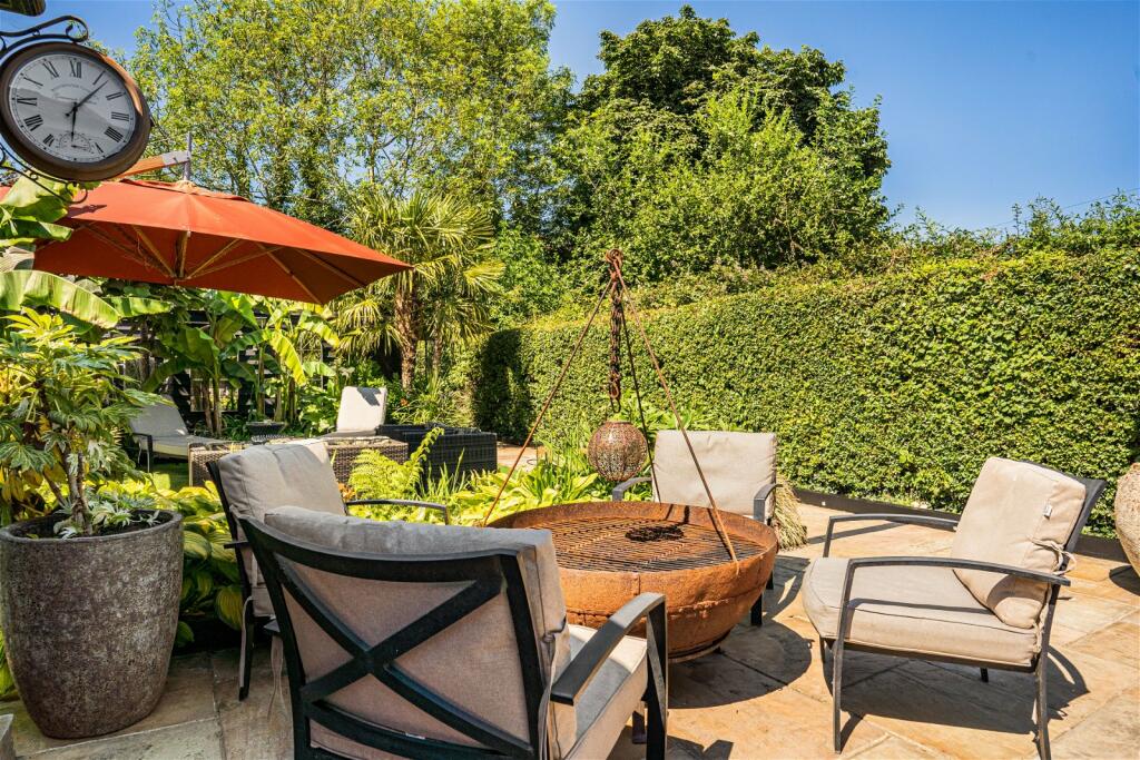 Additional image 39 of Mansfield, High Wych, Sawbridgeworth, CM21 0JT