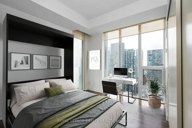 Additional image 4 of 126 Simcoe St Unit 3103