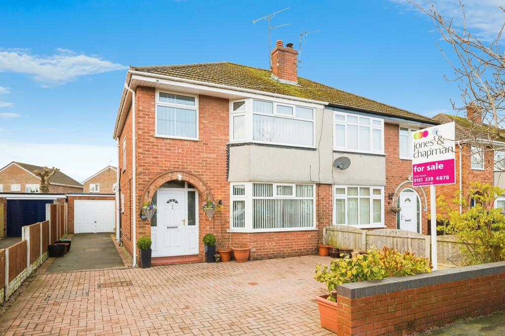 Maple Grove, Whitby, ELLESMERE PORT