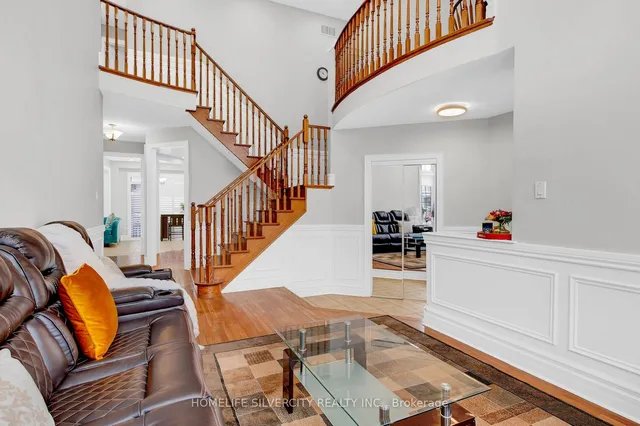 Additional image 16 of 85 Stoneylake Ave