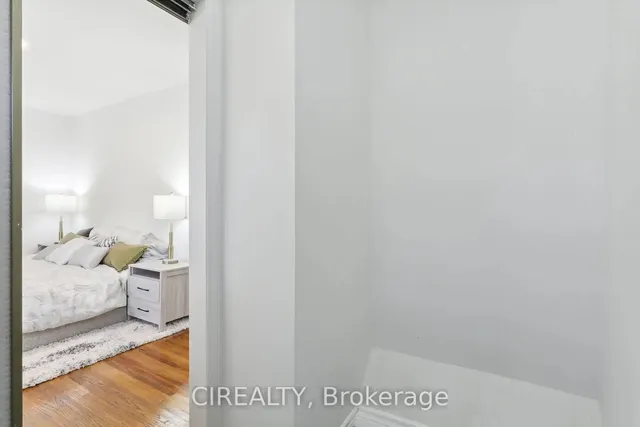 Additional image 23 of 17 Wendover Rd