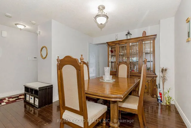 Additional image 13 of 8 Saint Tropez Crt