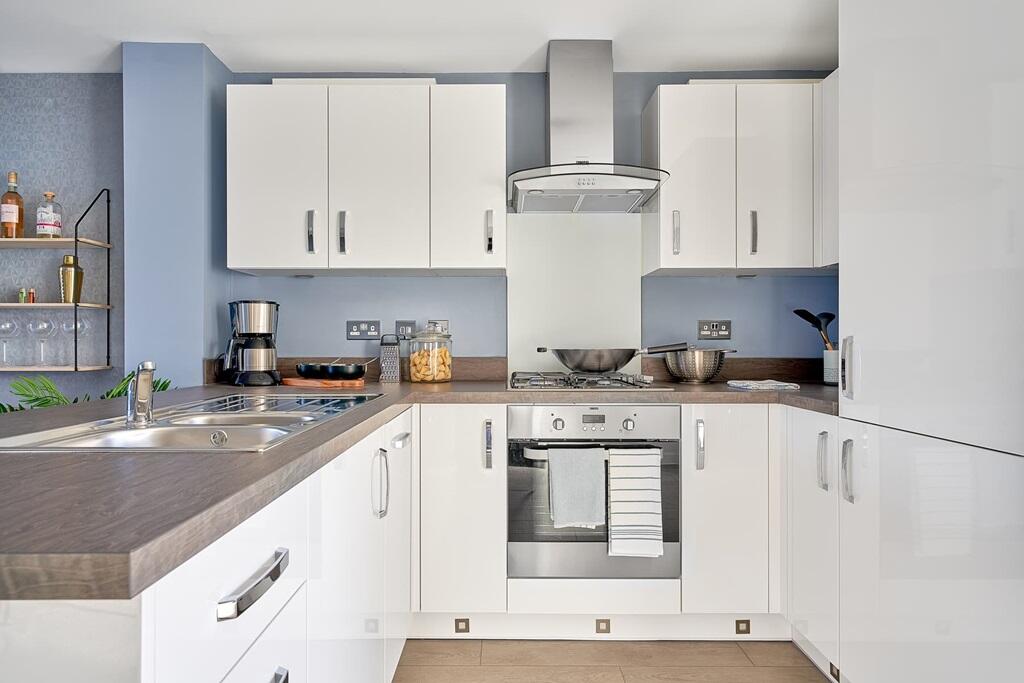 Additional image 6 of Elm Tree Avenue, 
Frinton on Sea, 
Essex,
CO13 0GR