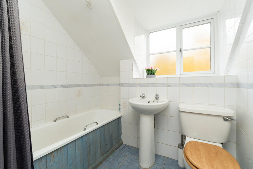 Additional image 11 of Lawrence Moorings, Sheering Mill Lane, Sawbridgeworth, Hertfordshire, CM21