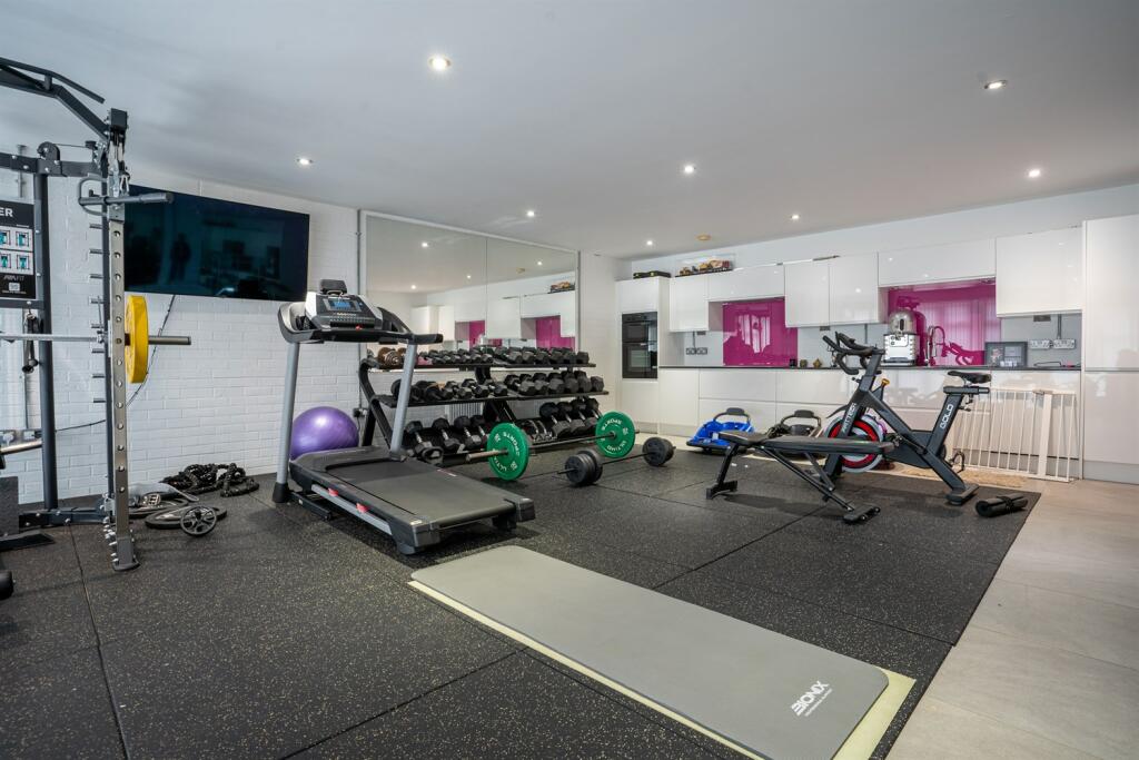 Additional image 24 of Queenborough Lane, Braintree, CM77