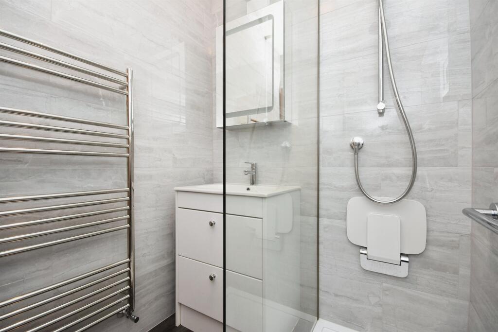 Additional image 13 of Paschal Way, Great Baddow, Chelmsford