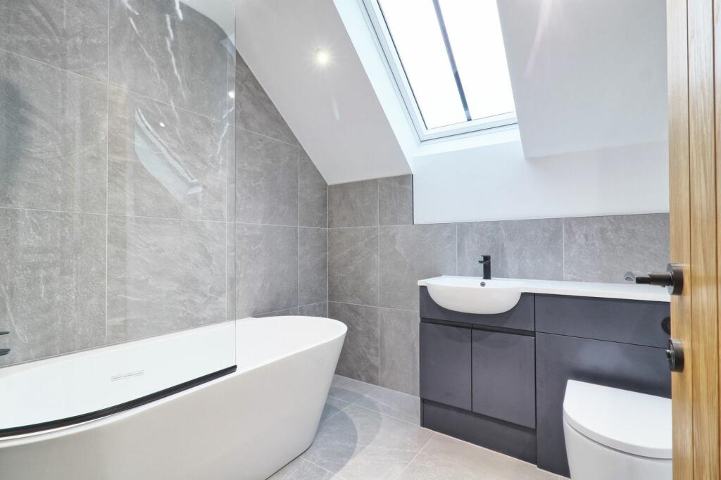 Additional image 19 of Thistley Green Road, Braintree, Essex, CM7 9SE