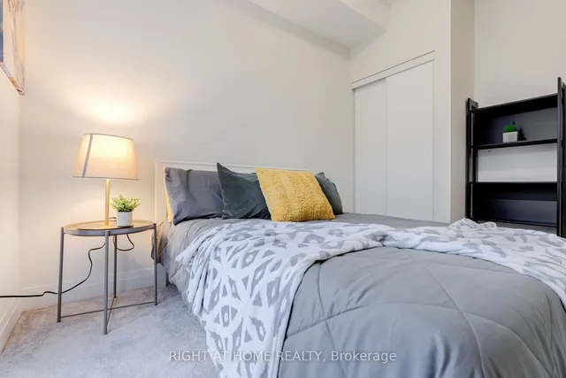 Additional image 28 of 719 Lawrence Ave Unit 52