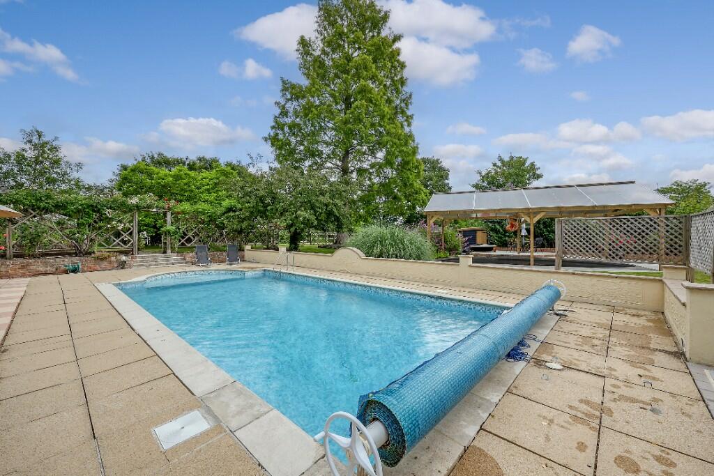 Additional image 15 of Billericay Road, Herongate, Brentwood, Essex, CM13