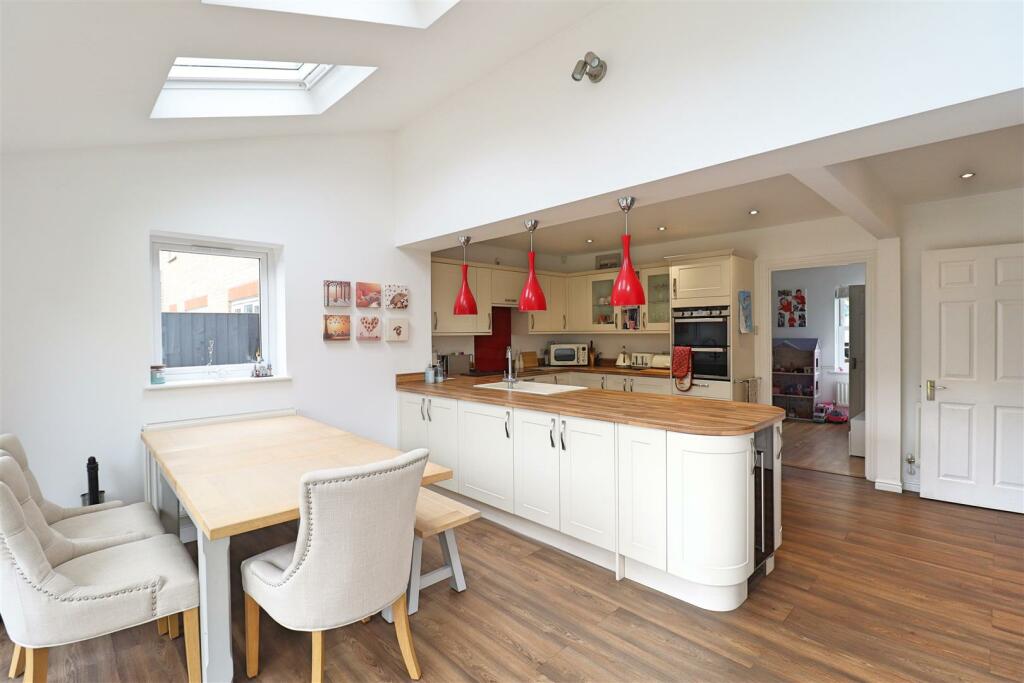Additional image 11 of Chatsworth Avenue, Great Notley, Braintree