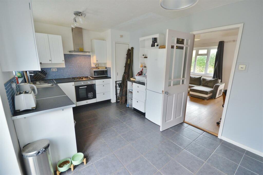 Additional image 13 of Hampstead Avenue, Clacton-On-Sea