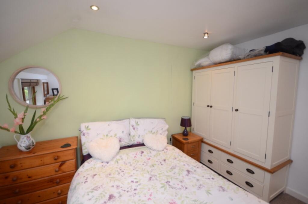 Additional image 19 of Field View The Street, Sheering