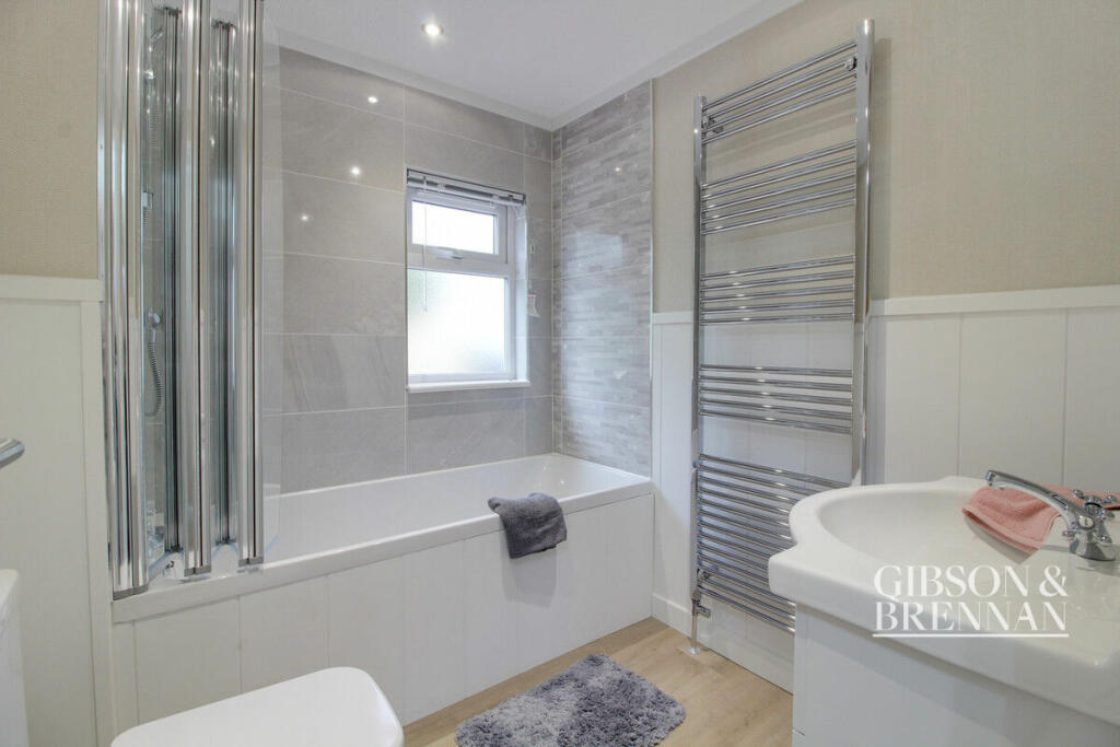 Additional image 14 of Hawkswood Road, Billericay, CM11